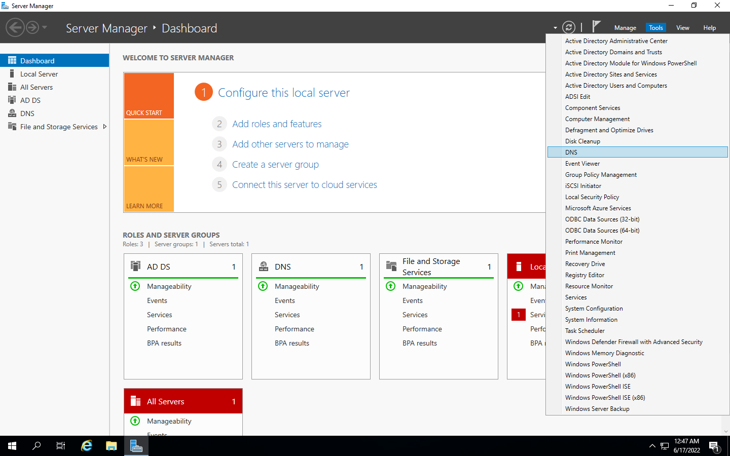 opening DNS in tools in server manager